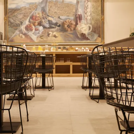 Zentral Mayoral ホテル トレド