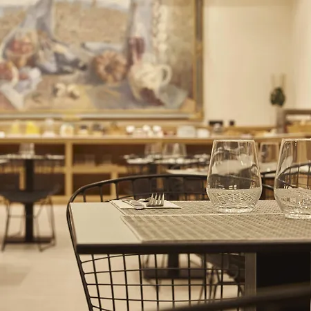 Zentral Mayoral ホテル 3*