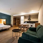 Zentral Mayoral Hotel