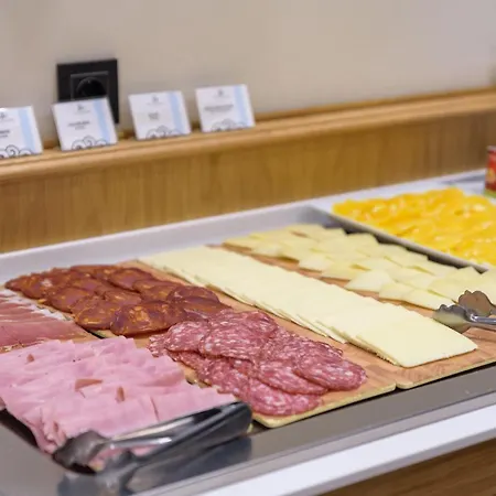 Отель Zentral Mayoral 3*