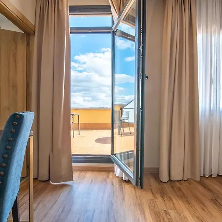 Zentral Mayoral 3* Толедо