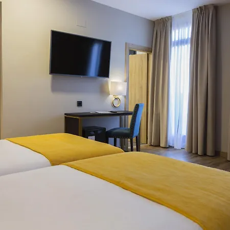 Hotel Zentral Mayoral 3*