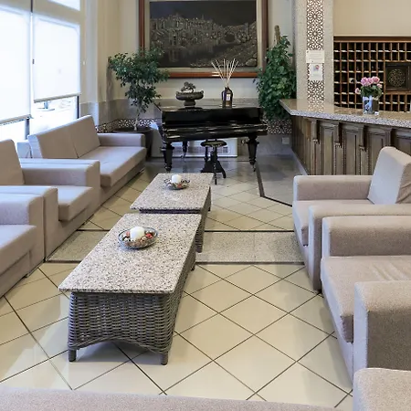 Hotel Zentral Mayoral