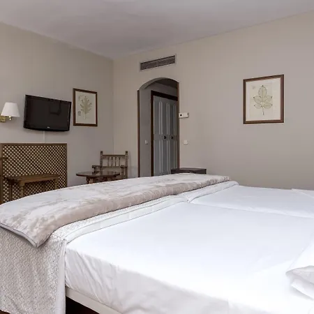Hotel Zentral Mayoral