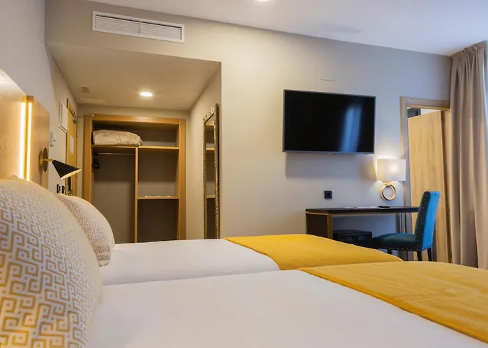 Hotel Zentral Mayoral 3*