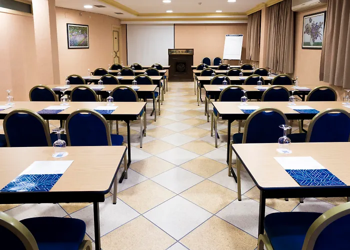 Zentral Mayoral Hotel 3*