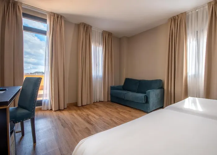 Hotel Zentral Mayoral 3*