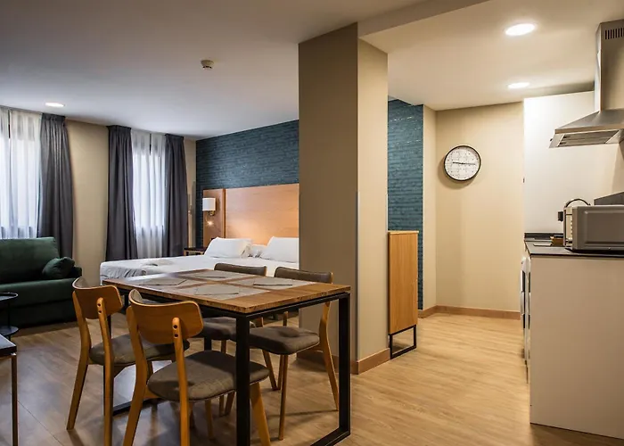 Hotel Zentral Mayoral 3*