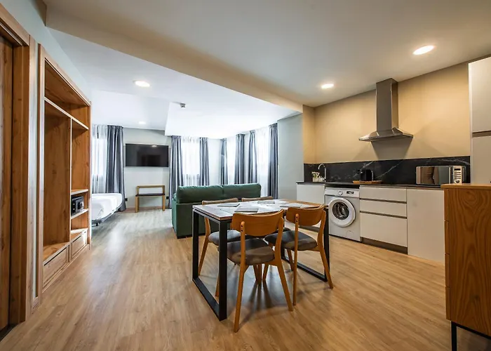 Zentral Mayoral Hotel 3*